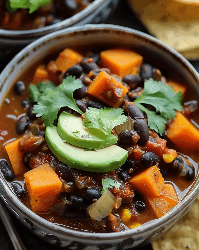 Sweet Potato Black Bean Chili (Slow Cooker)