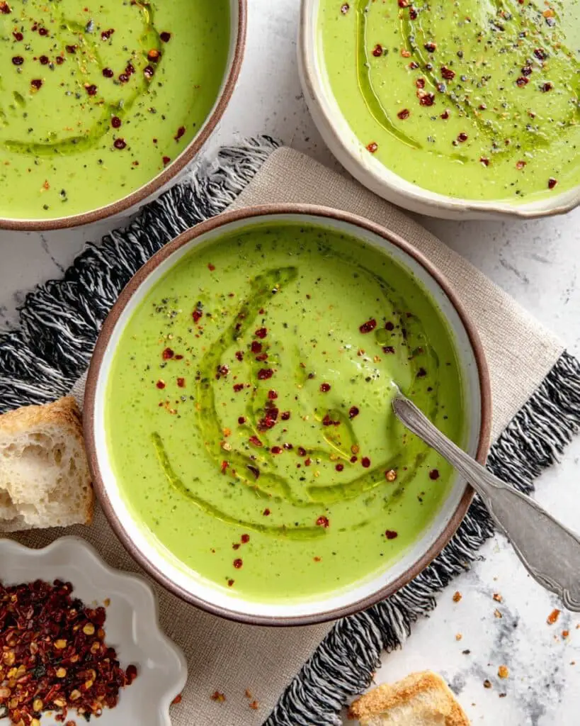 Creamy Green Detox Soup with Roasted Broccoli, Spinach, and Peas Recipe
